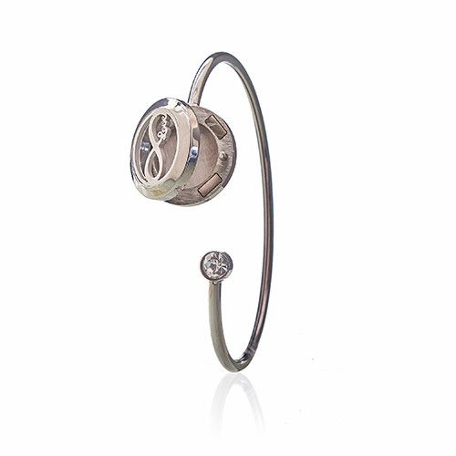 Infinite Love Aromatherapy Crystal Bracelet – 20mm Diffuser Locket – Symbolic Gift of Connection