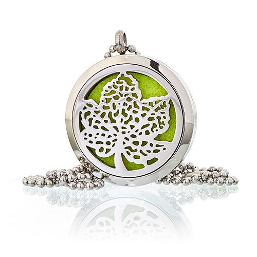 Leaf Aromatherapy Necklace – 30mm Stainless Steel Diffuser Pendant – Nature-Inspired Gift