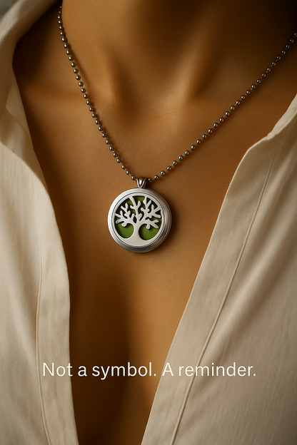 Aromatherapy Diffuser Necklace – Tree of Life | 30mm Stainless Steel Locket